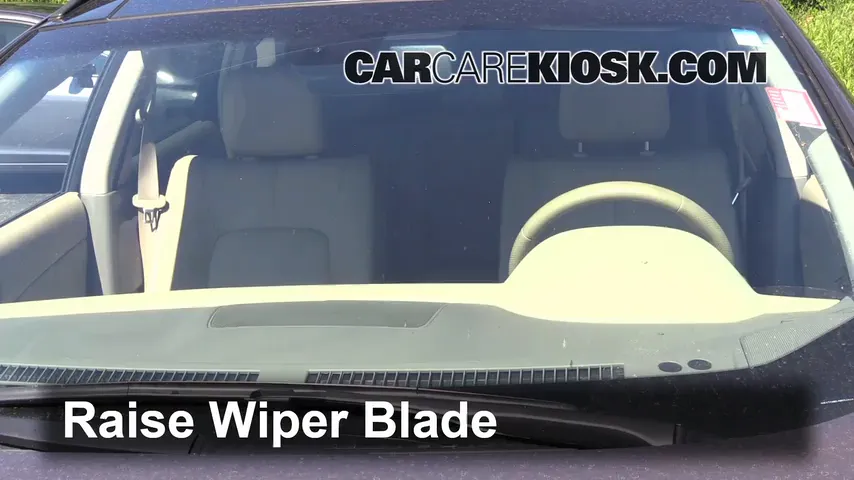 2012 Nissan Murano SL 3.5L V6 Windshield Wiper Blade (Front)